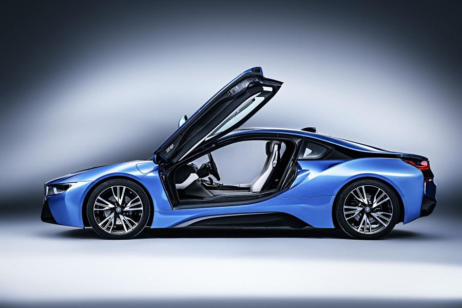  BMW i8 Pure Impulse Package 2014 года  (фото 5 из 15)